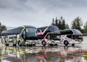 Autobus /Turystyka / Kraj / Zagranica
